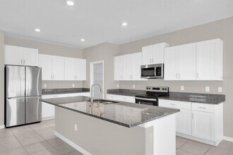 1873 Colding Dr in Ruskin, FL - Building Photo - Building Photo