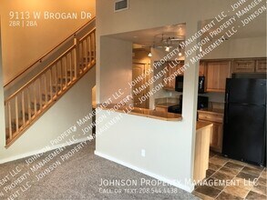 9113 W Brogan Dr in Boise, ID - Foto de edificio - Building Photo