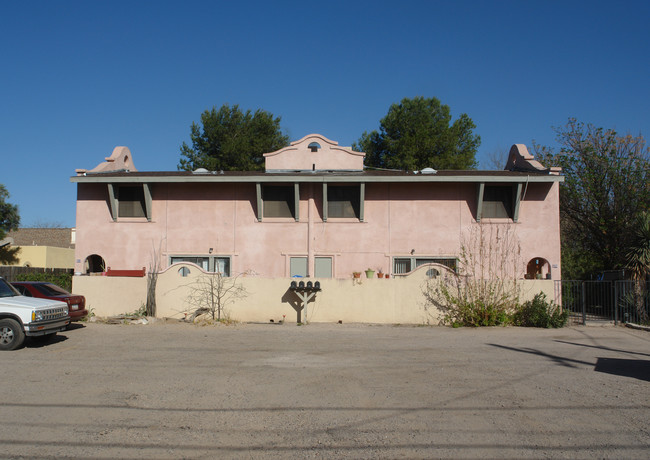 331-337 S Railroad Ave in Tucson, AZ - Foto de edificio - Building Photo