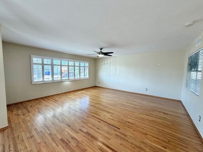 5317 Redding Rd in San Diego, CA - Building Photo - Building Photo