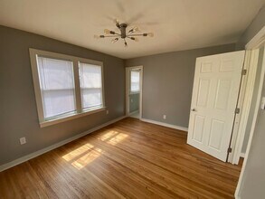 1623 E Archer St in Tulsa, OK - Building Photo - Building Photo