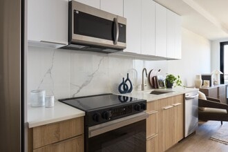 CityHouse Old Town in Alexandria, VA - Building Photo - Building Photo