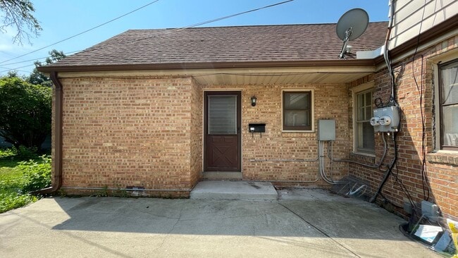 property at 4924 N 73rd St