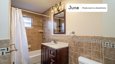 Private bedroom in 5 bed/1 bath Home in Boston, MA - Building Photo - Building Photo