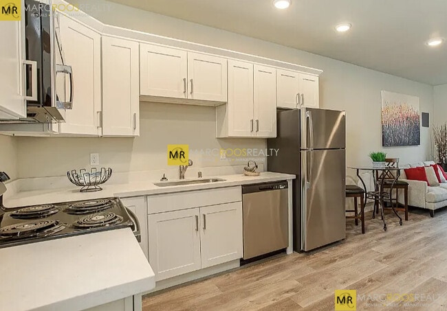 property at 252 E Eagle St