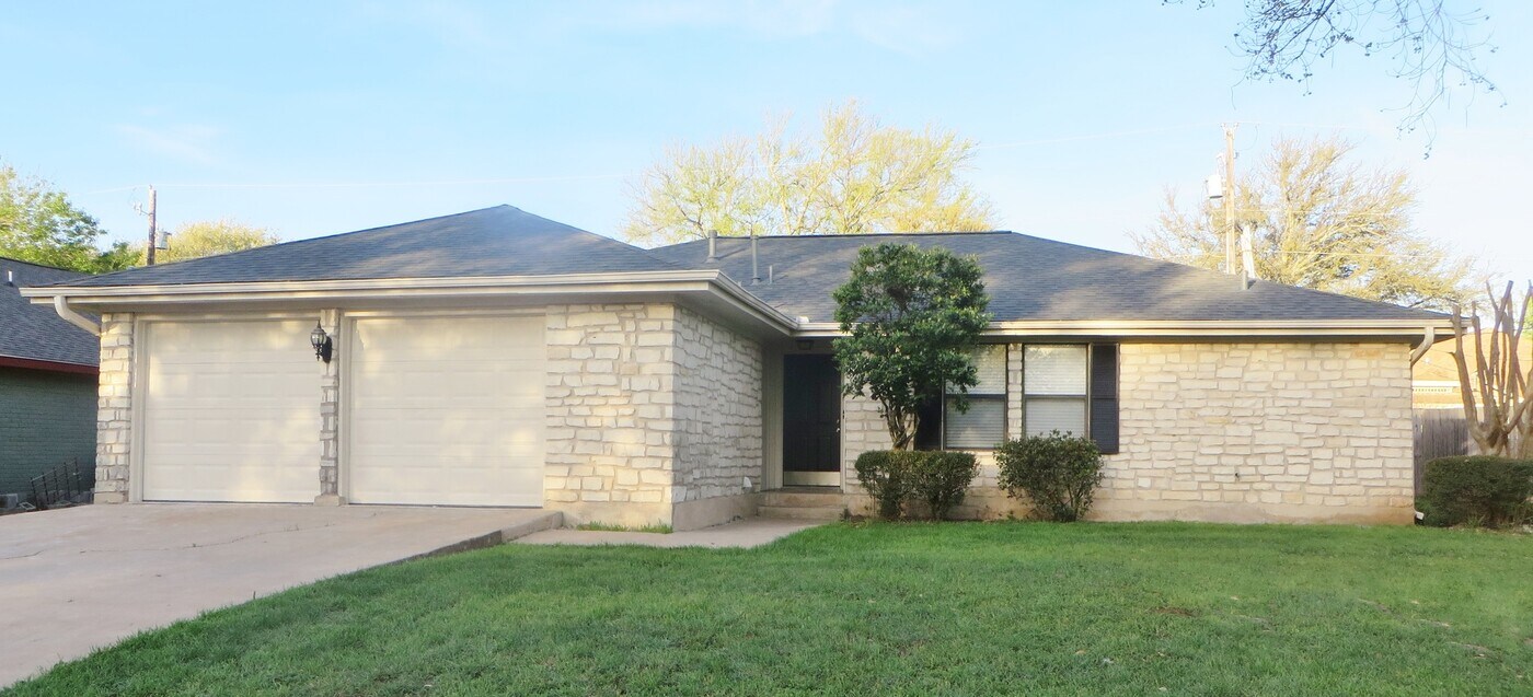 203 Rockmoor Dr in Georgetown, TX - Building Photo