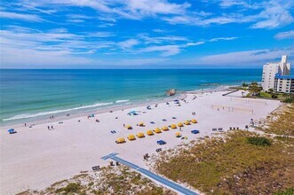 7003 Sunset Way in St Pete Beach, FL - Building Photo - Building Photo