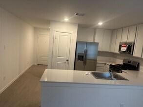 20034 Palermo Shores Dr in Hockley, TX - Building Photo - Building Photo