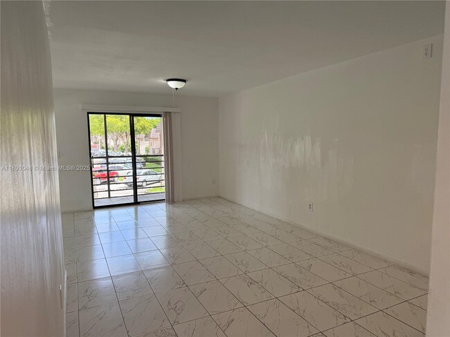 20825 NE 8th Ct in North Miami Beach, FL - Building Photo - Building Photo