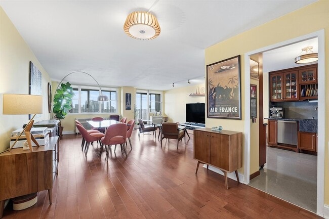 property at 6040 JFK Blvd E