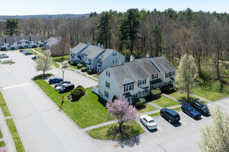 Riverview Condominiums in Grafton, MA - Building Photo - Building Photo