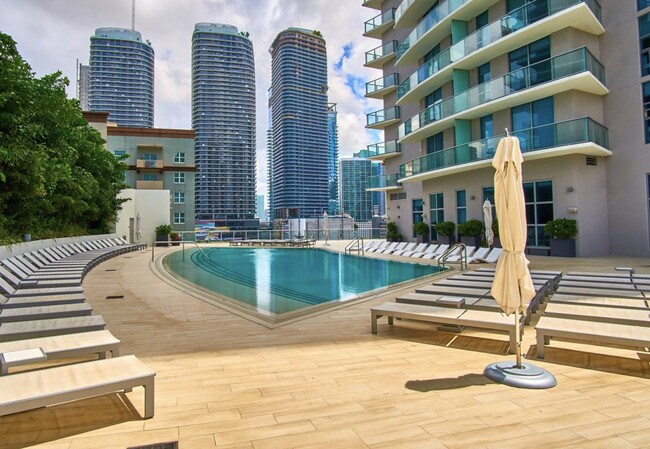 property at 1100 S Miami Ave