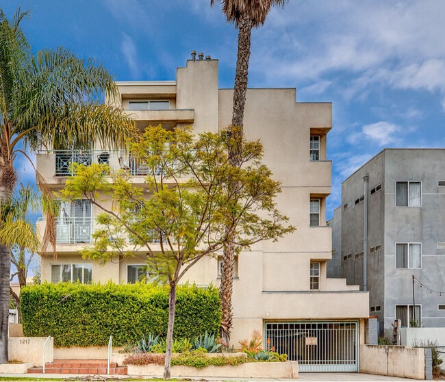 property at 1217 20th St