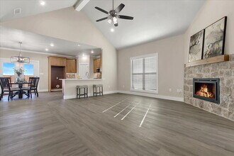 132 Calvin Dr in Wolfforth, TX - Building Photo - Building Photo