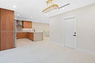 8511 NW 141st Terrace in Miami Lakes, FL - Building Photo - Building Photo