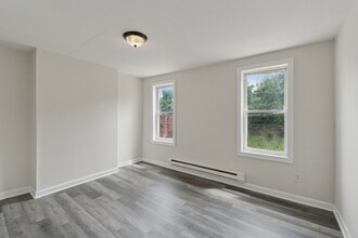 931 W York St in Philadelphia, PA - Building Photo - Building Photo
