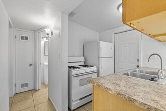 1638 N Beverly Ave in Tucson, AZ - Building Photo - Building Photo