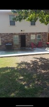8239 Merriweather Dr in Dallas, TX - Building Photo - Building Photo