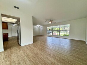 6531 NE 22nd Ave in Fort Lauderdale, FL - Building Photo - Building Photo