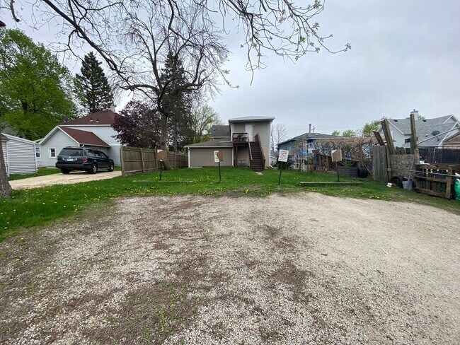 301 6th St NW in Rochester, MN - Building Photo - Building Photo