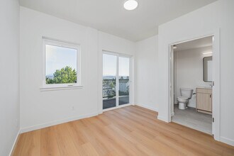 Colby Heights in Everett, WA - Building Photo - Interior Photo