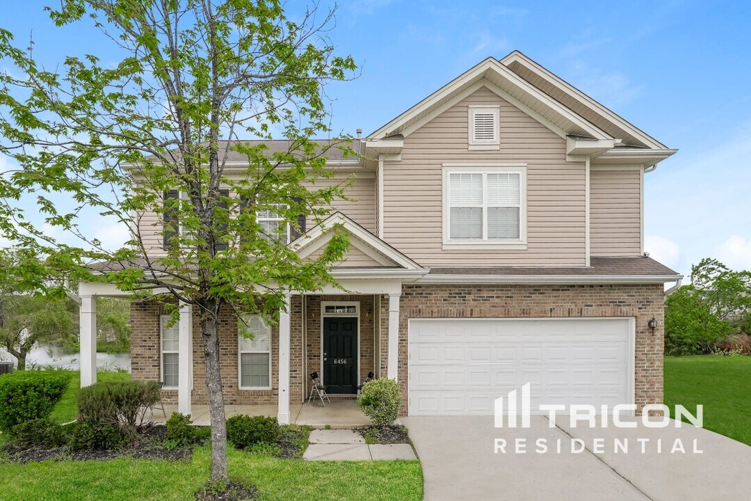 6456 Fishing Pond Ct in High Point, NC - Building Photo
