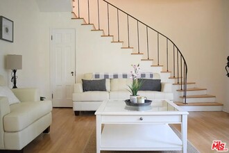 837 6th St in Santa Monica, CA - Building Photo - Building Photo