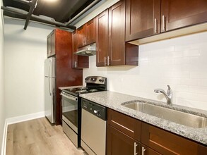 730 St Johns Ave in Highland Park, IL - Building Photo - Building Photo