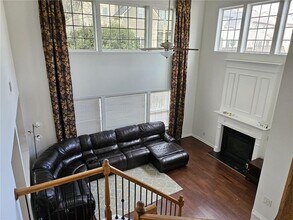3255 Warbler Way in Cumming, GA - Building Photo - Building Photo