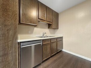 9550 Carroll Canyon Rd in San Diego, CA - Building Photo - Building Photo