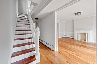 22 Cottage St in Jersey City, NJ - Building Photo - Building Photo