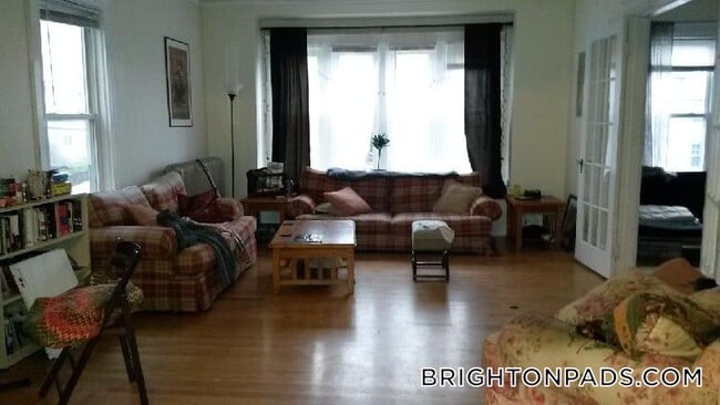 property at 13 Sparhawk St