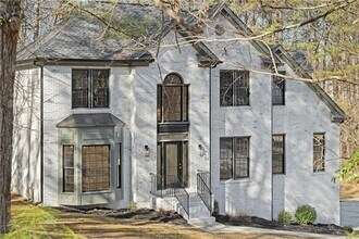 6015 Canaan Woods Dr SW in Atlanta, GA - Building Photo - Building Photo