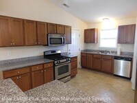 106 Craftsman Dr photo'