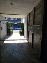 4956 S Centinela Ave in Los Angeles, CA - Building Photo - Building Photo