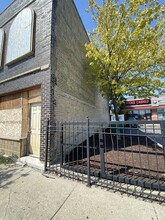 5816 W North Ave in Chicago, IL - Building Photo - Building Photo