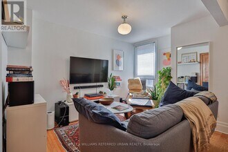 66 Russett Ave in Toronto, ON - Building Photo - Building Photo