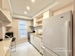 114 Centre St N in Brampton, ON - Building Photo - Building Photo