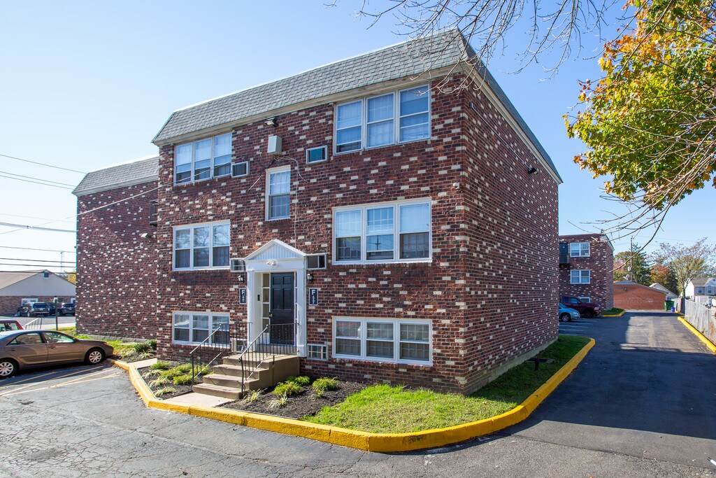 East Browning Apartments Bellmawr, NJ Apartments For Rent