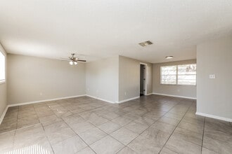 2844 Homewood St in Clearwater, FL - Foto de edificio - Building Photo