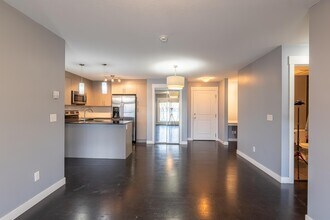 240 Skyview Ranch Rd NE in Calgary, AB - Building Photo - Building Photo