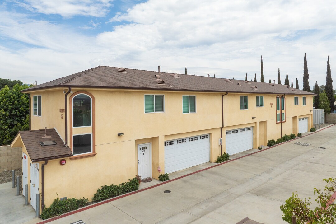 Casa Bella in Fontana, CA - Building Photo