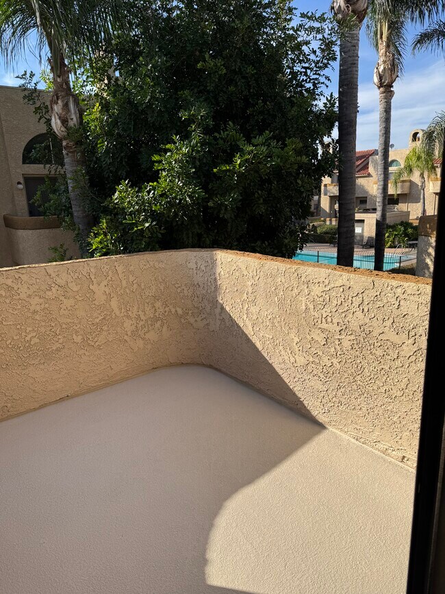 2046 S Bon View Ave, Unit D in Ontario, CA - Building Photo - Building Photo