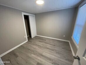 28 Leversee Ave in Cohoes, NY - Building Photo - Building Photo