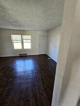 956 S Central Dr in Lorain, OH - Building Photo - Building Photo