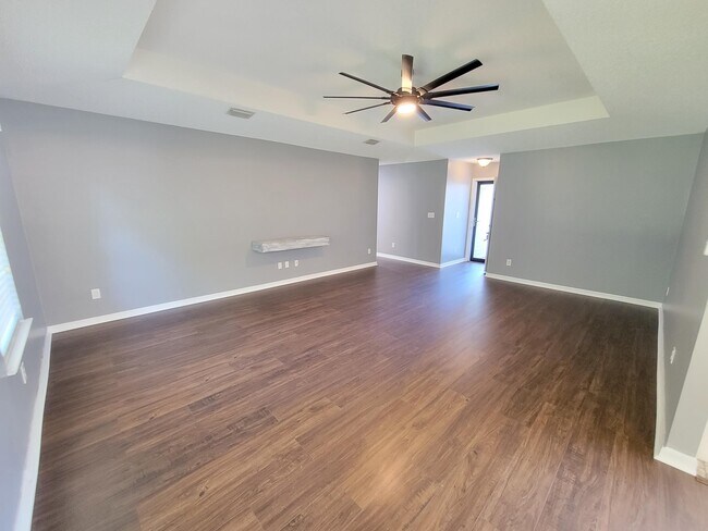 400 Pristine Water Ln in Mary Esther, FL - Building Photo - Building Photo