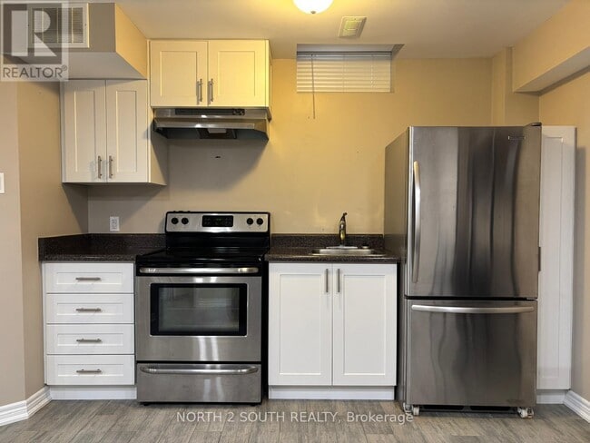 property at 23 Vanwood Crescent