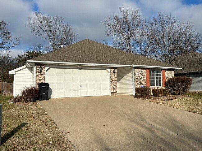 1203 Ireland Ct in Columbia, MO - Building Photo - Building Photo