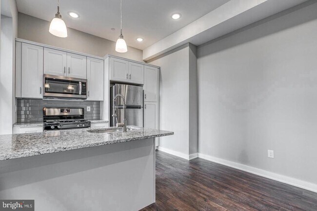 1316 S Broad St in Philadelphia, PA - Building Photo - Building Photo