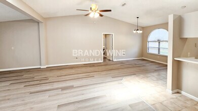 8122 Hathaway Dr in New Port Richey, FL - Building Photo - Building Photo
